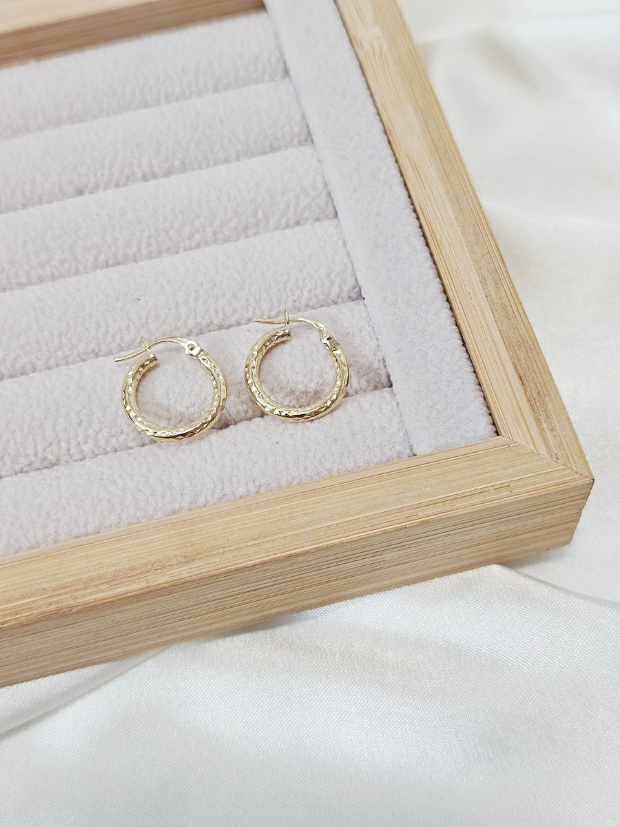 Huggies Loop Earrings