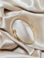 NAIL BANGLE
