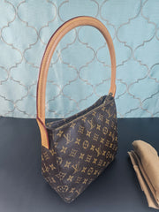 Looping Monogram Hand Bag