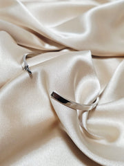 PLAIN WHITEGOLD BANGLE